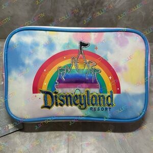 NWT Disneyland Castle Rainbow Tie-Dye Belt Bag